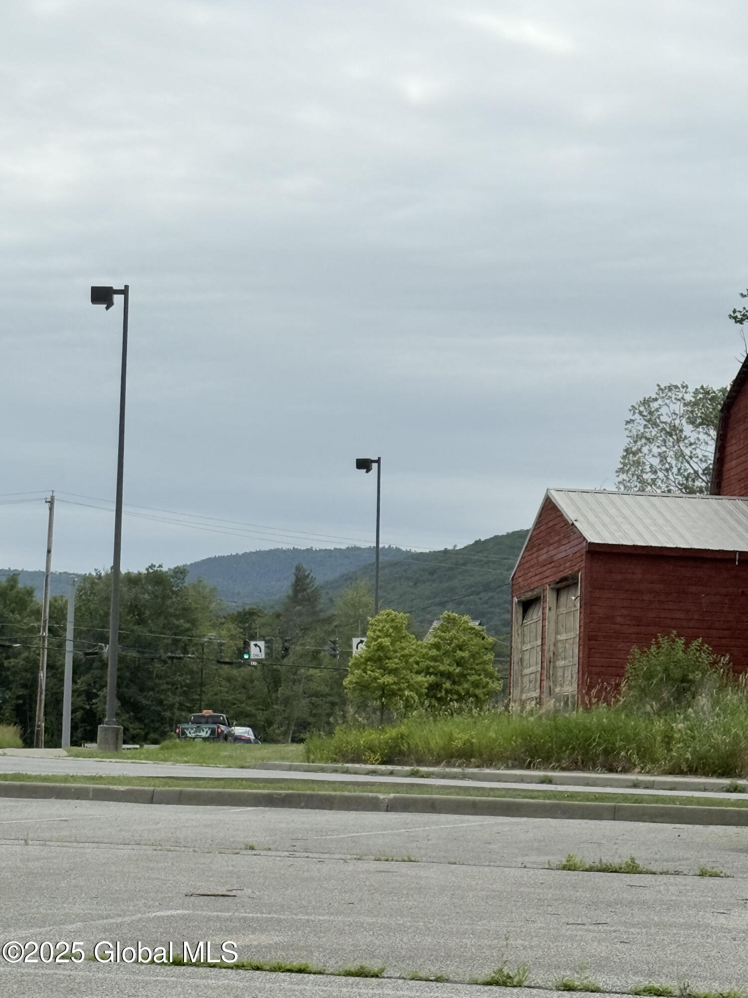 1096 Wicker Street Ticonderoga NY 12883