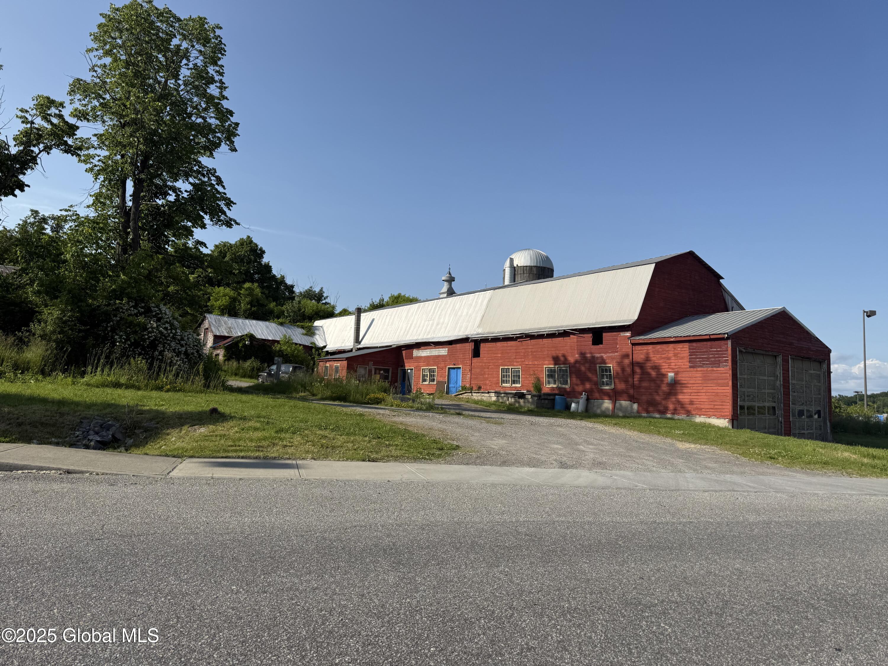 1096 Wicker Street Ticonderoga NY 12883