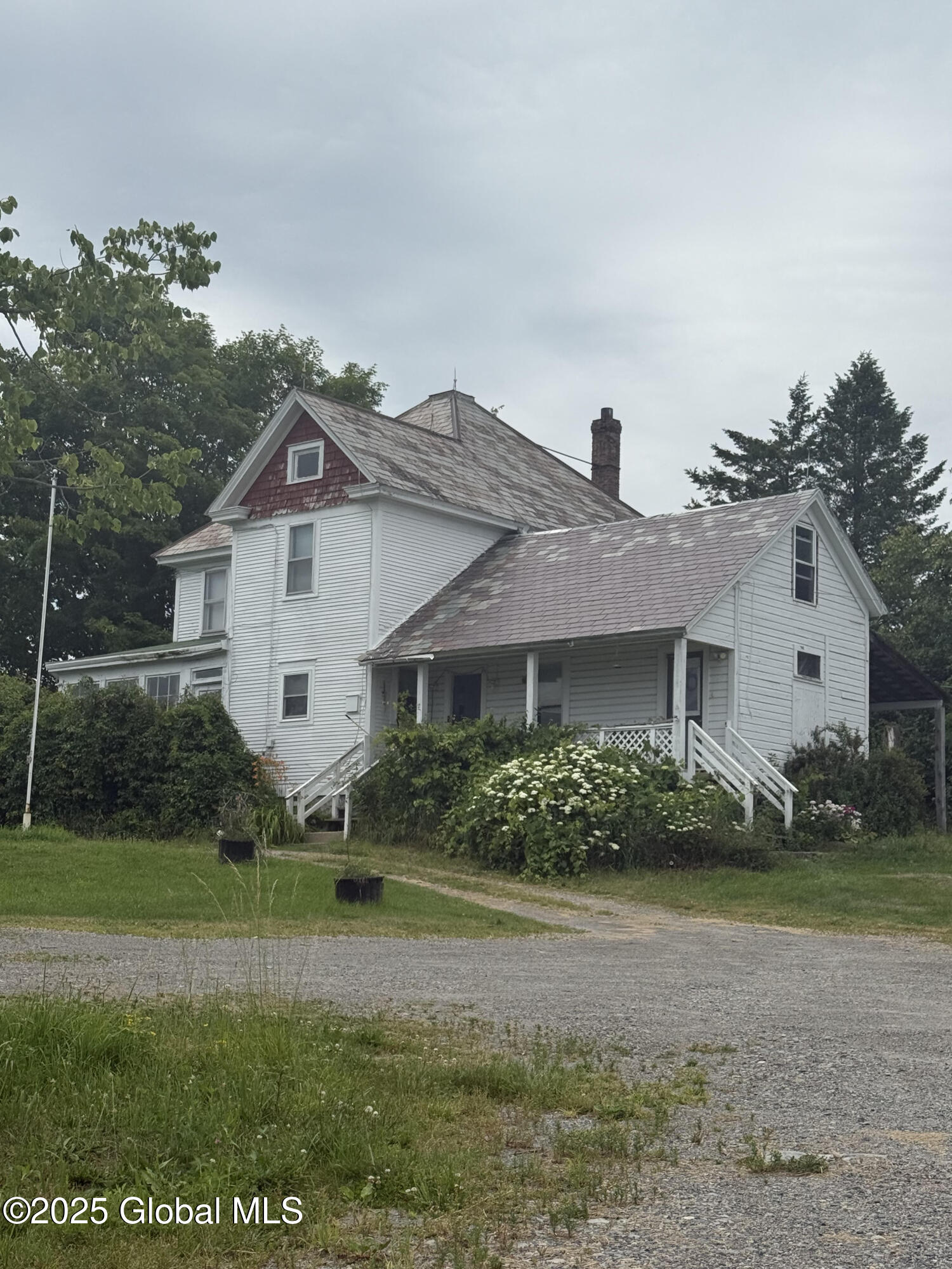 1096 Wicker Street Ticonderoga NY 12883