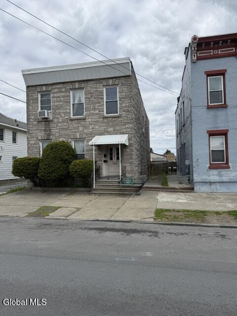 215 23rd Street Watervliet NY 12189