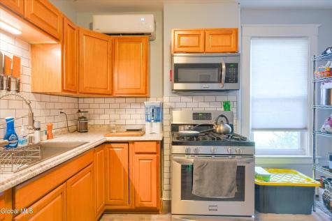 2318 9th Avenue Watervliet NY 12189