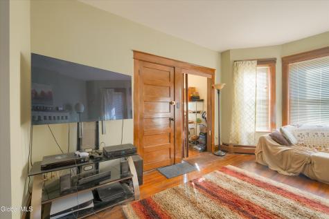 2318 9th Avenue Watervliet NY 12189