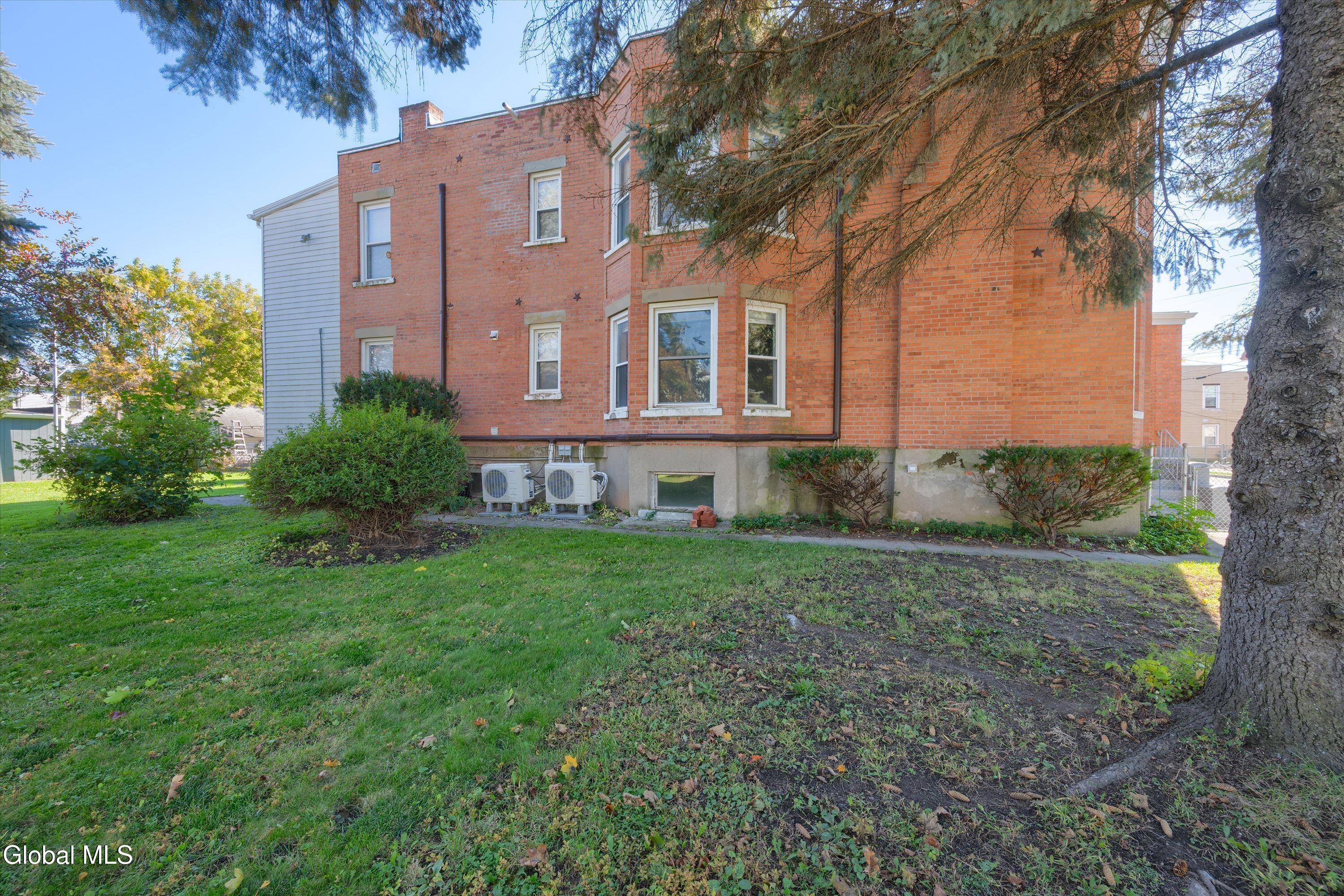 2318 9th Avenue Watervliet NY 12189