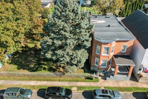 2318 9th Avenue Watervliet NY 12189