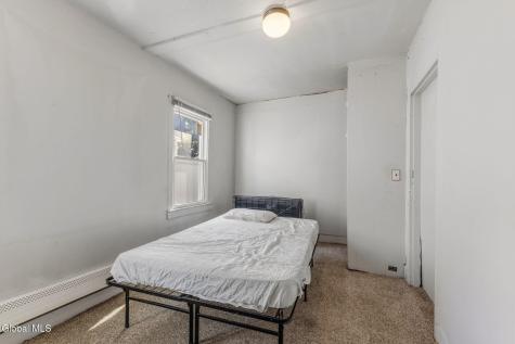 58 Middle Street Waterford NY 12188