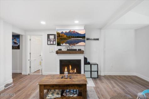 7648 Western Turnpike Delanson NY 12053