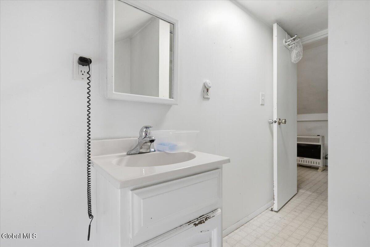 7648 Western Turnpike Delanson NY 12053