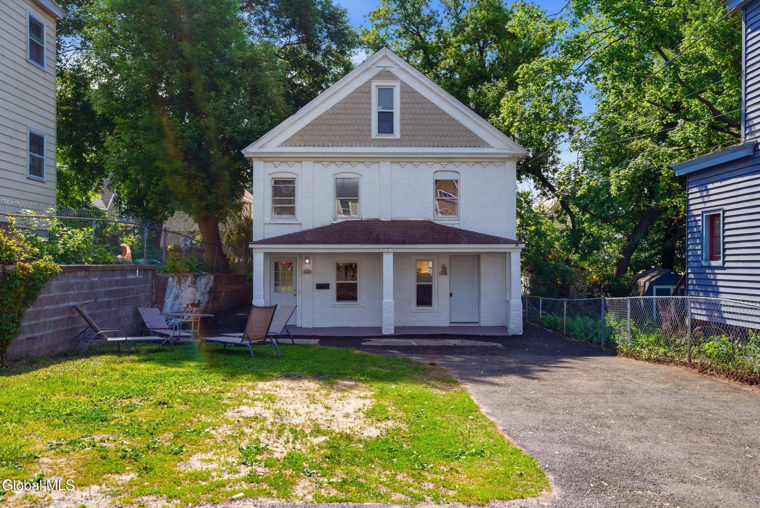 118 Robinson Street Schenectady NY 12304