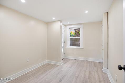 118 Robinson Street Schenectady NY 12304