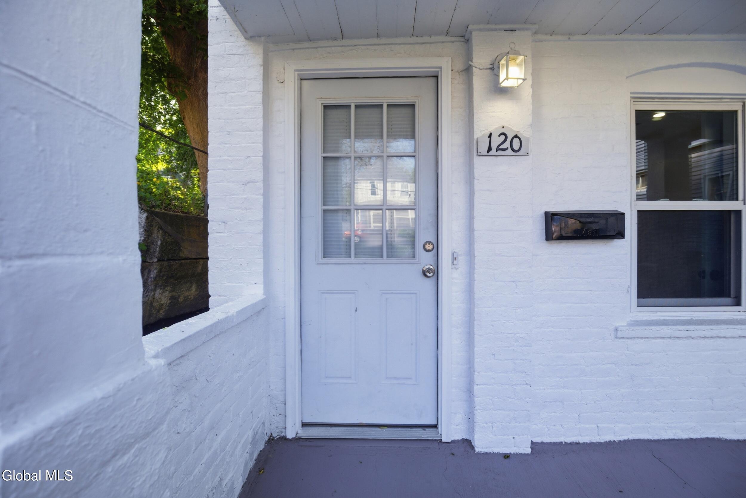 118 Robinson Street Schenectady NY 12304