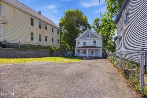 118 Robinson Street Schenectady NY 12304