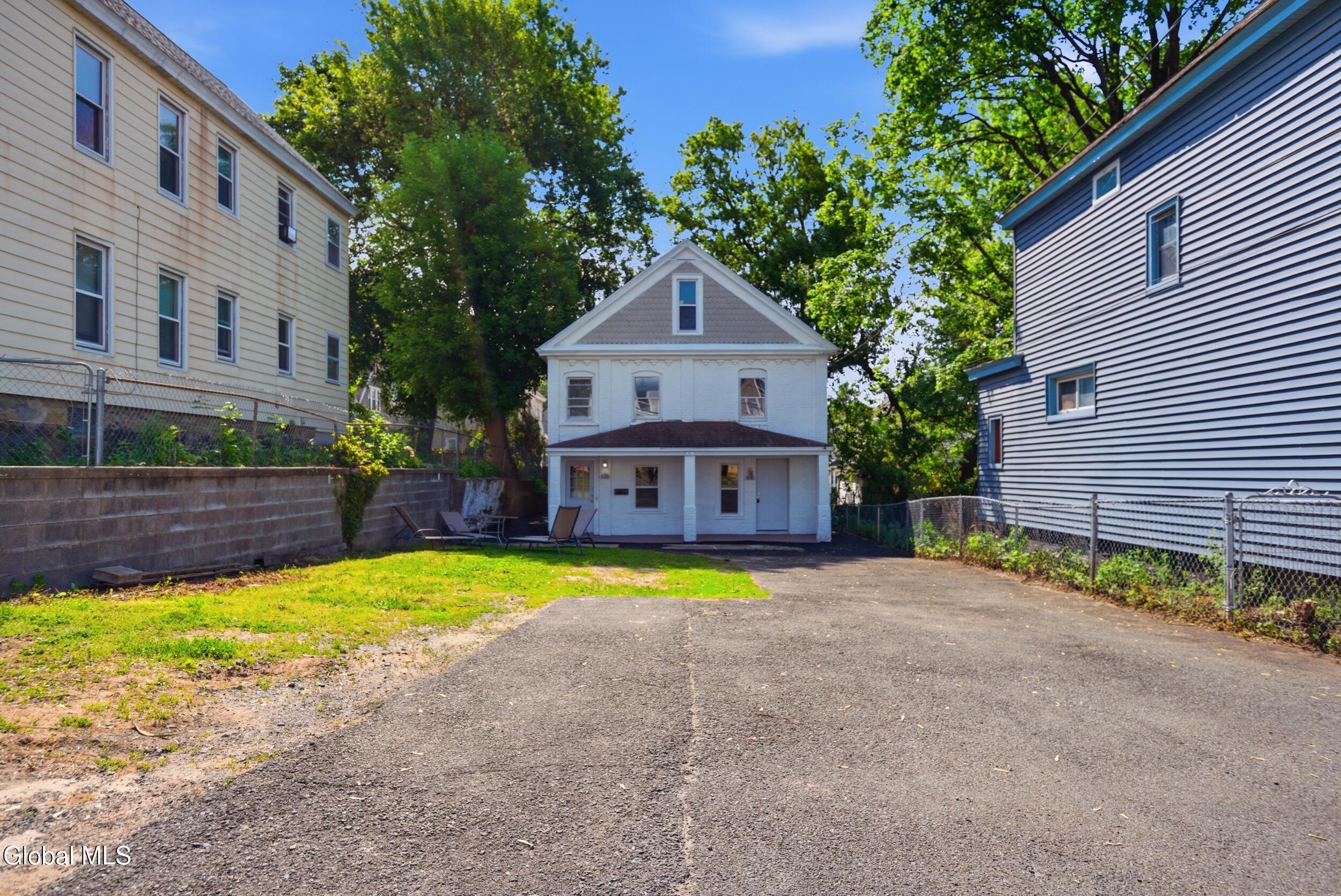 118 Robinson Street Schenectady NY 12304