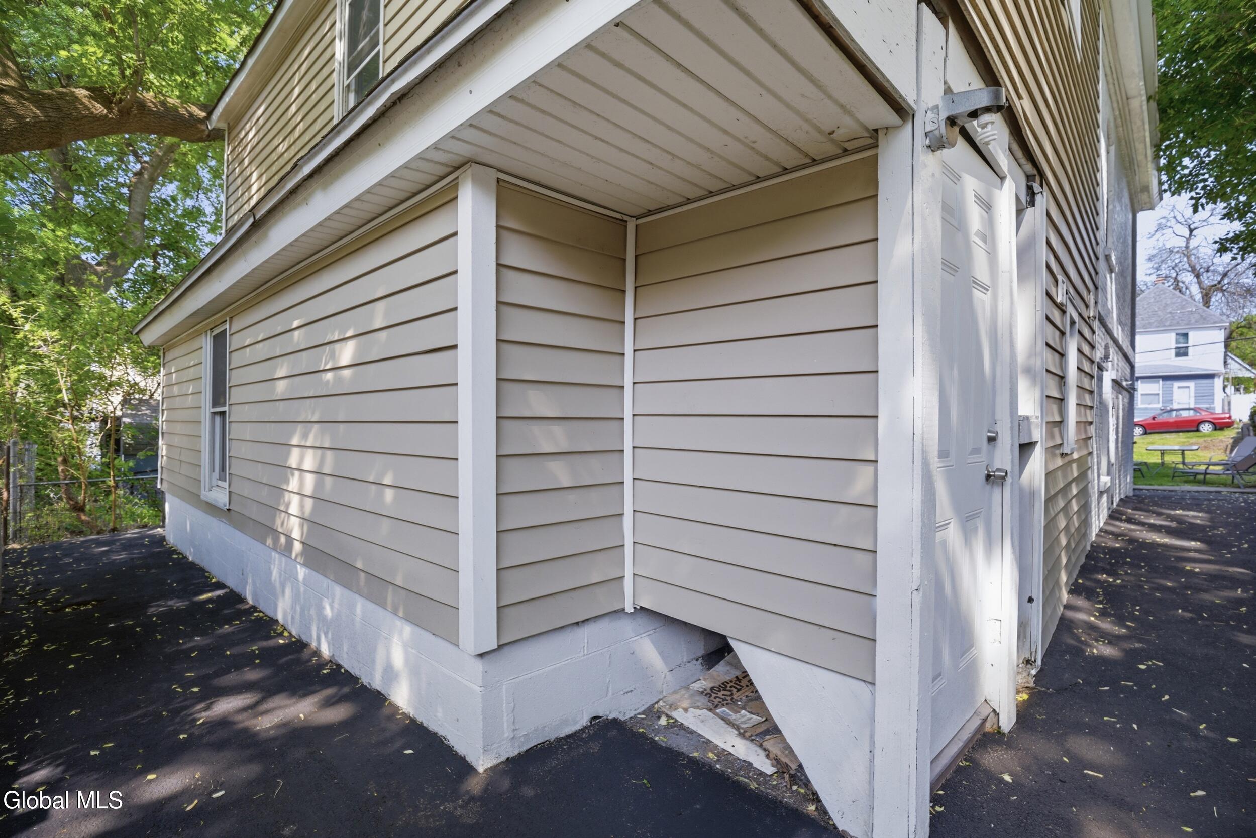 118 Robinson Street Schenectady NY 12304