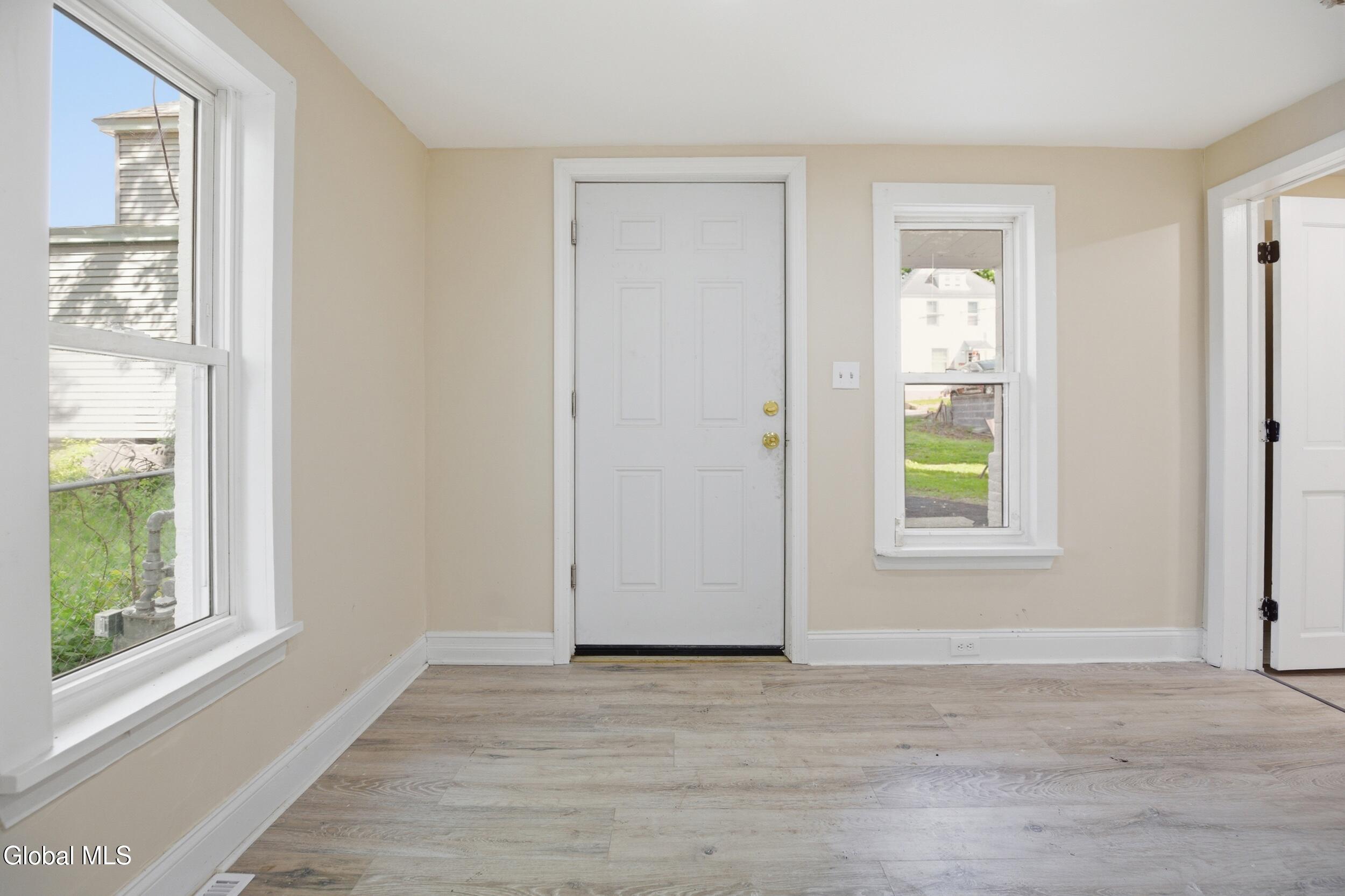 118 Robinson Street Schenectady NY 12304