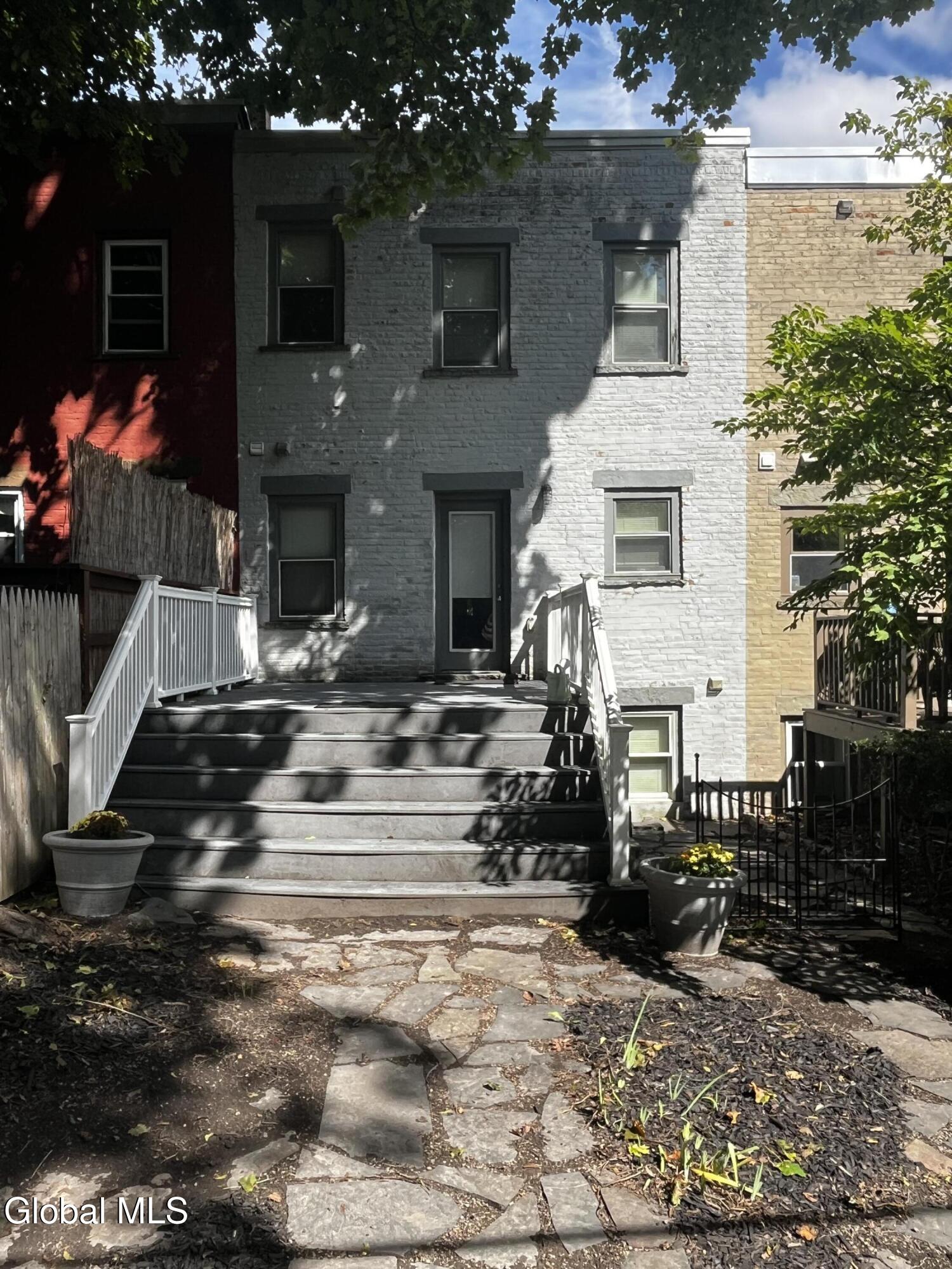 176 Jay Street Albany NY 12210