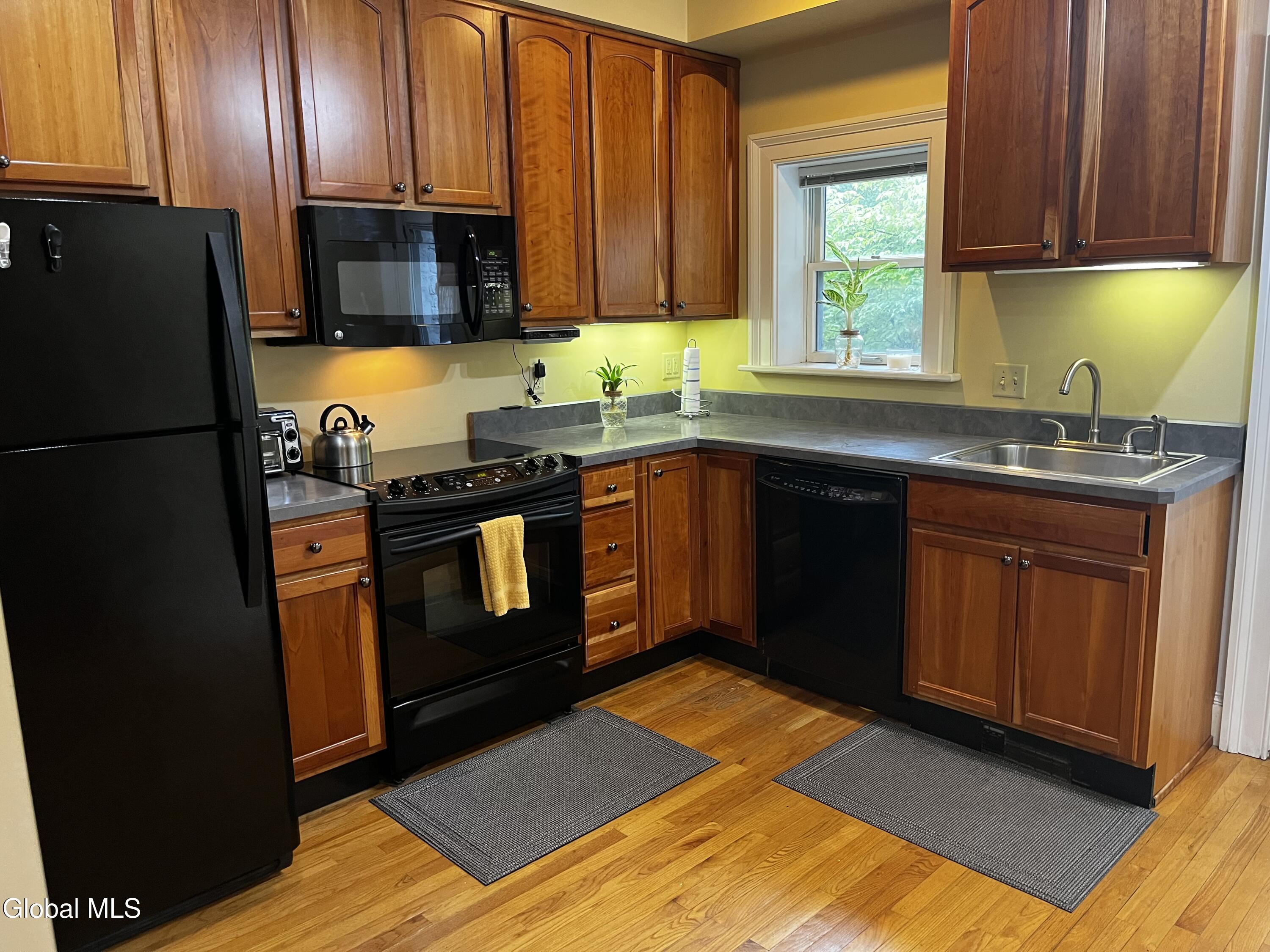 176 Jay Street Albany NY 12210