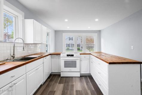 27 W Notre Dame Street Glens Falls NY 12801