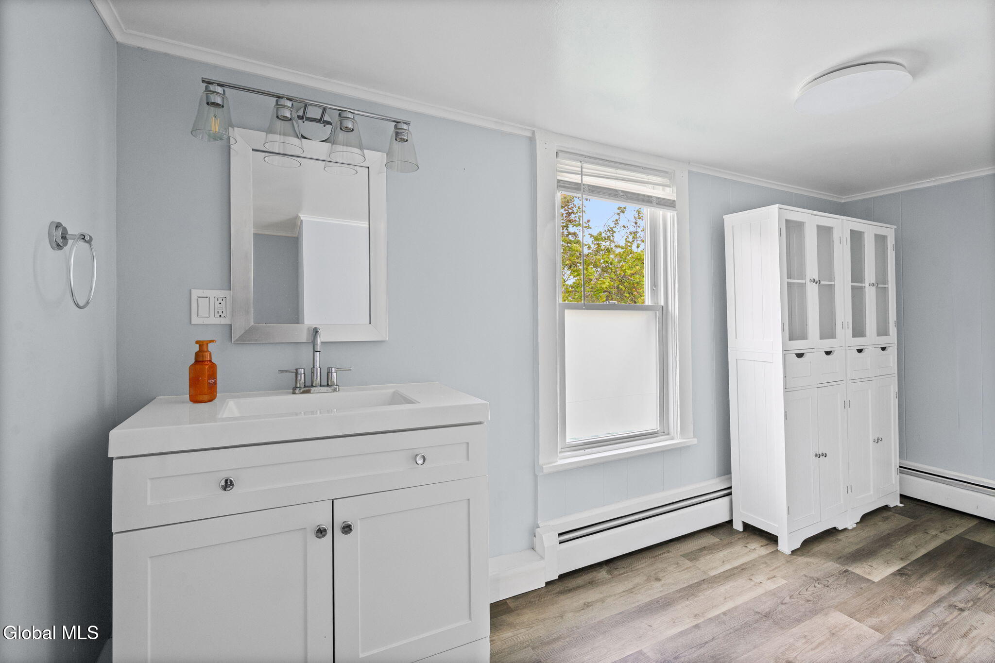 27 W Notre Dame Street Glens Falls NY 12801