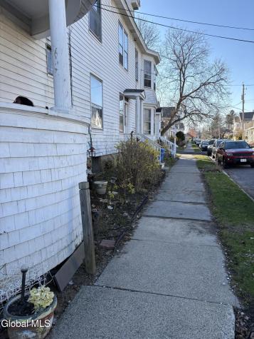 499 Delaware Avenue Albany NY 12209