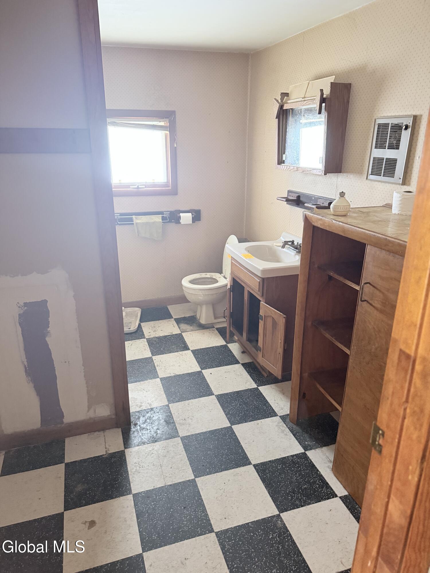 28 Pine Street Granville NY 12832