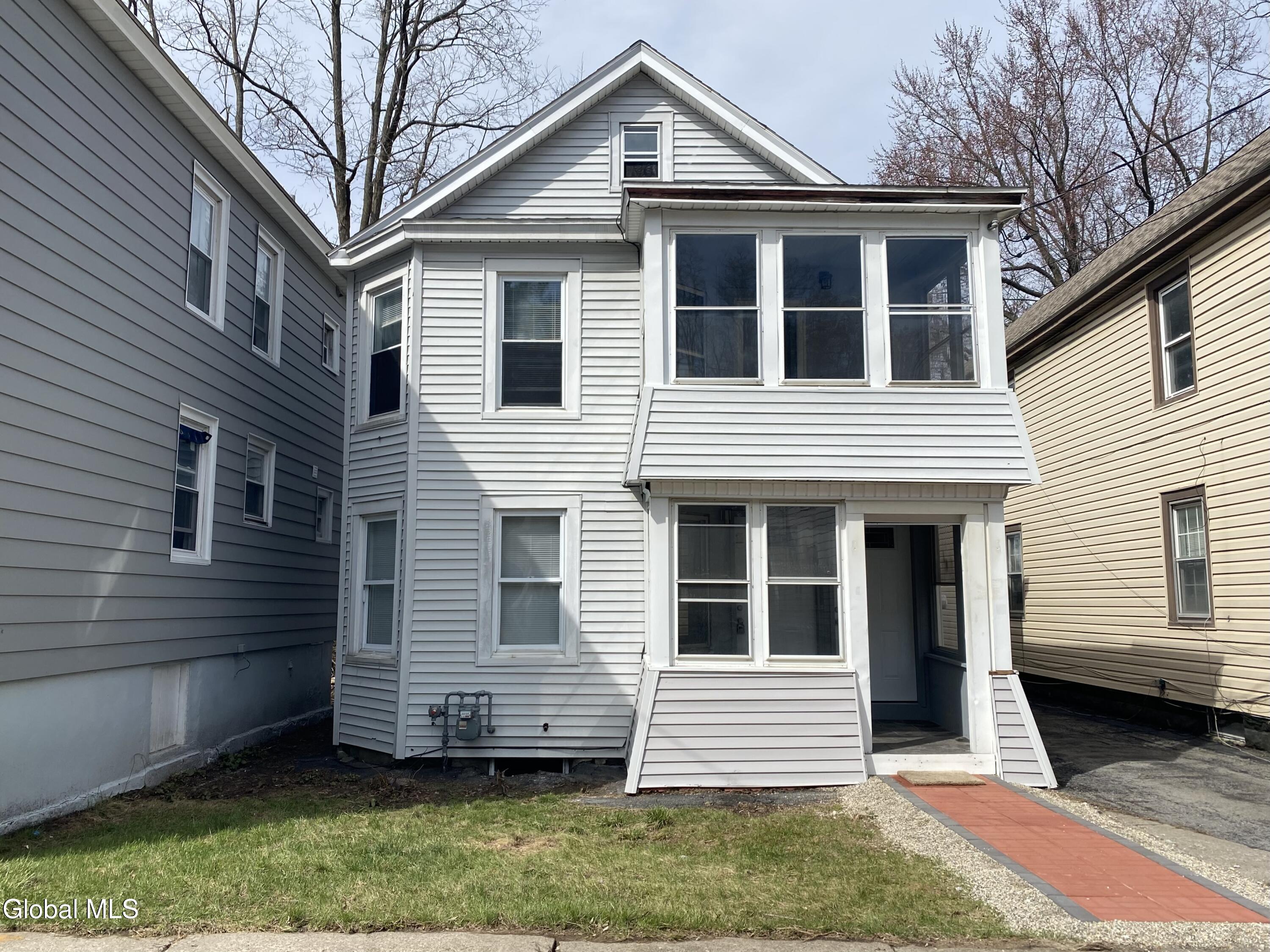 885 Yorkston Street Schenectady NY 12303