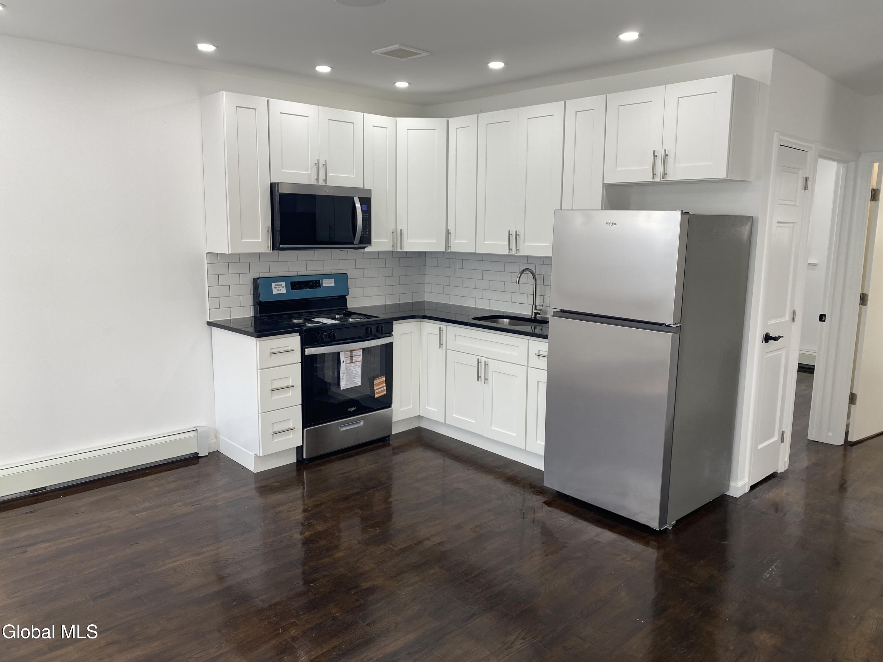 885 Yorkston Street Schenectady NY 12303