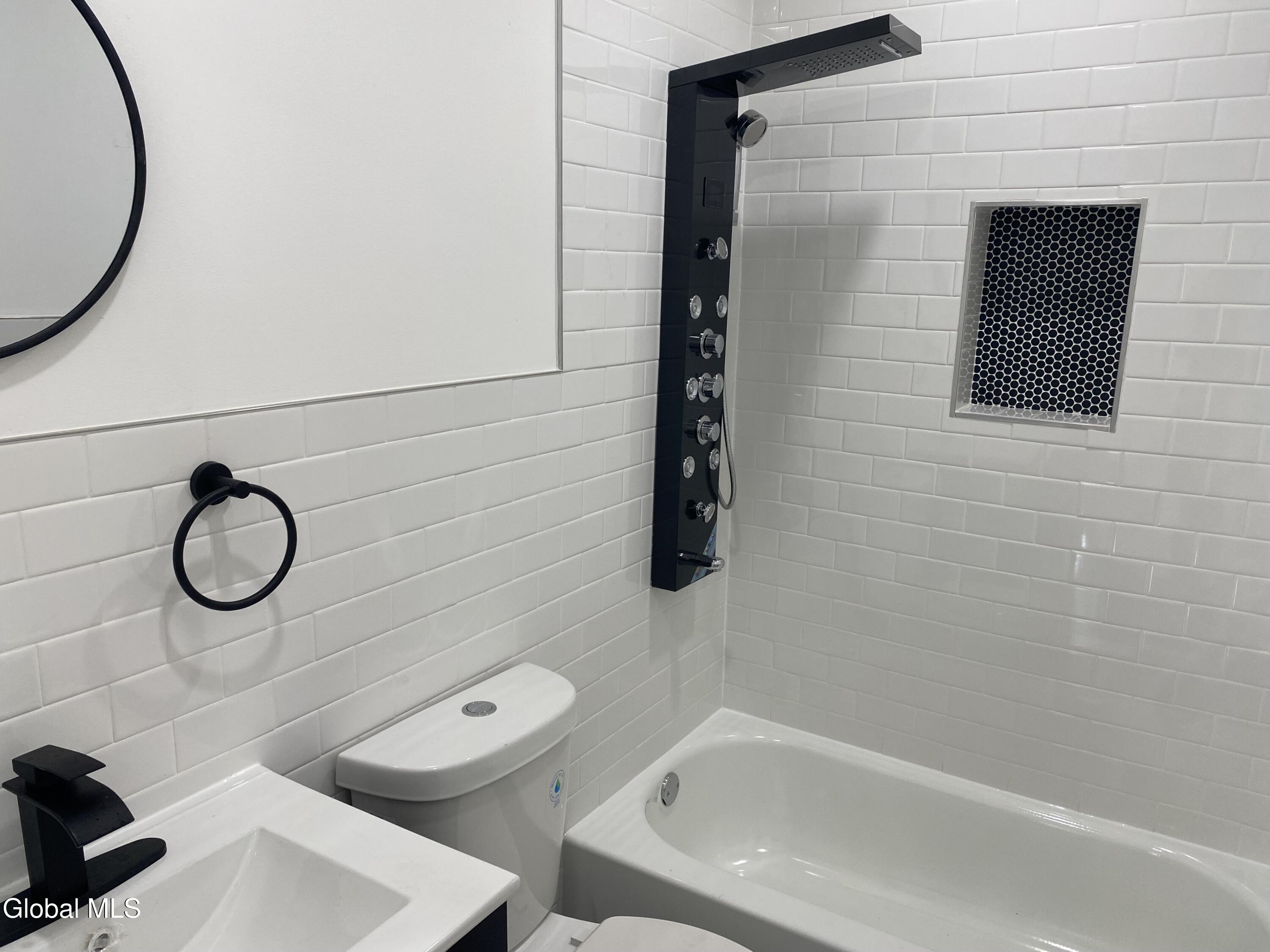 885 Yorkston Street Schenectady NY 12303