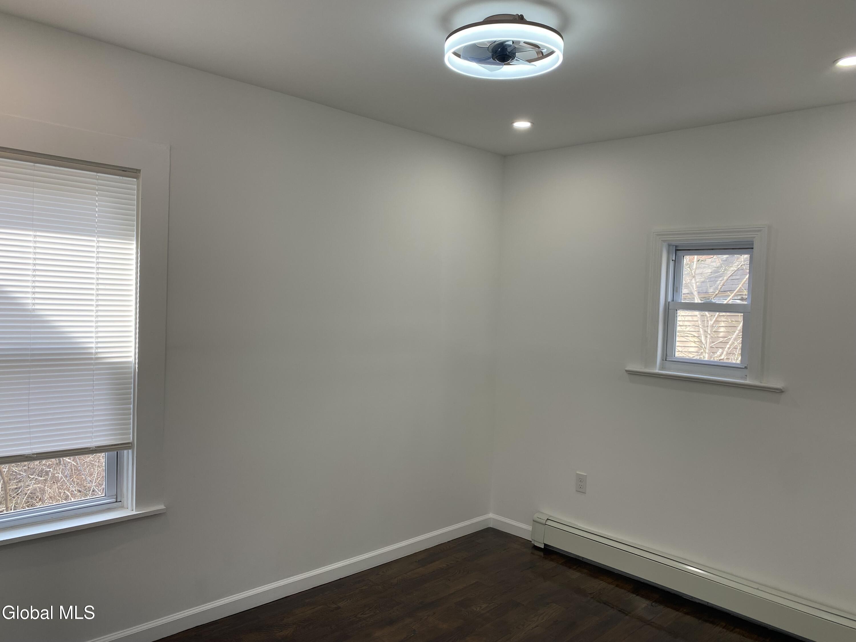 885 Yorkston Street Schenectady NY 12303