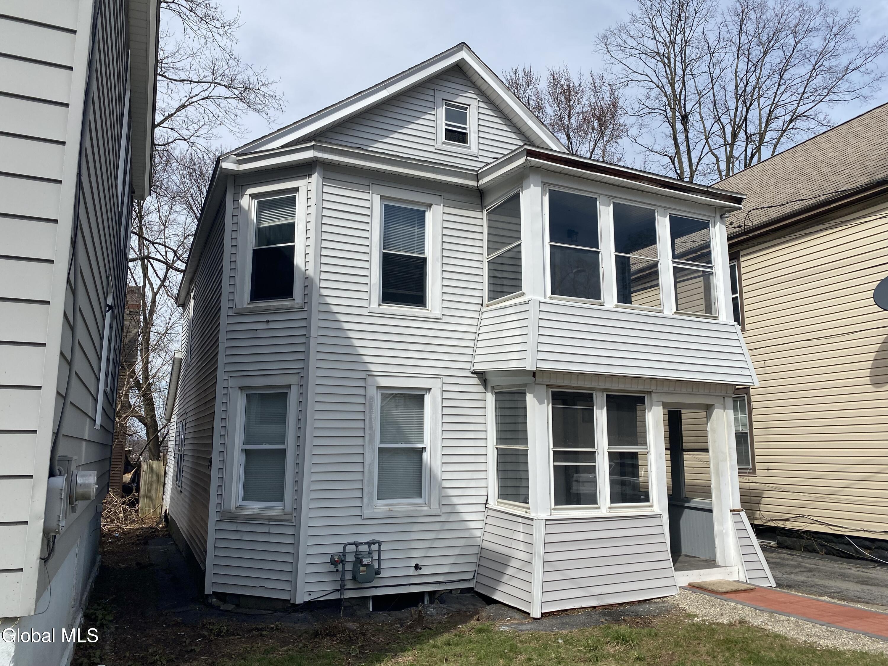 885 Yorkston Street Schenectady NY 12303