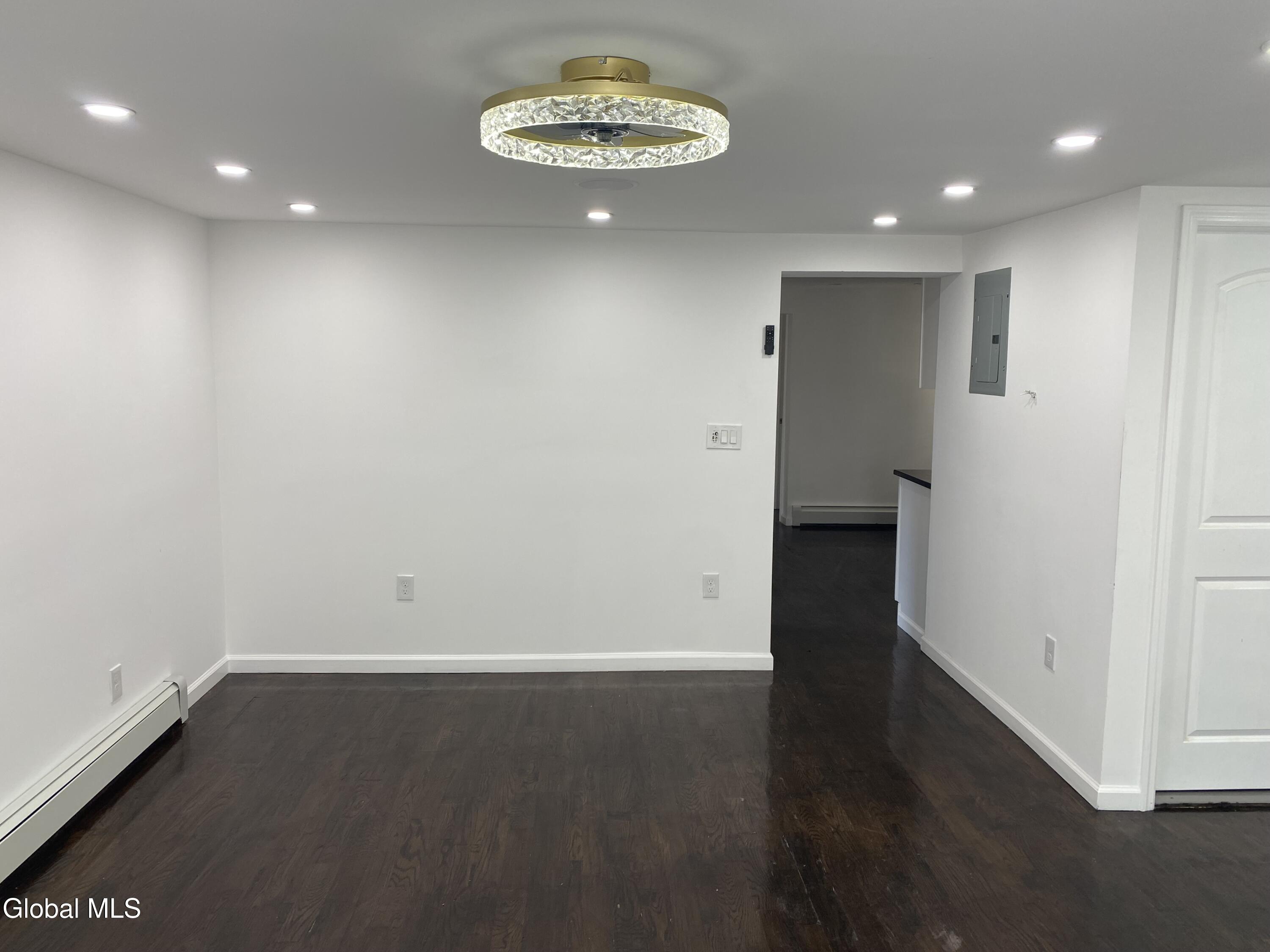 885 Yorkston Street Schenectady NY 12303