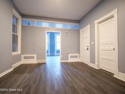 3236 6th Avenue Troy NY 12180