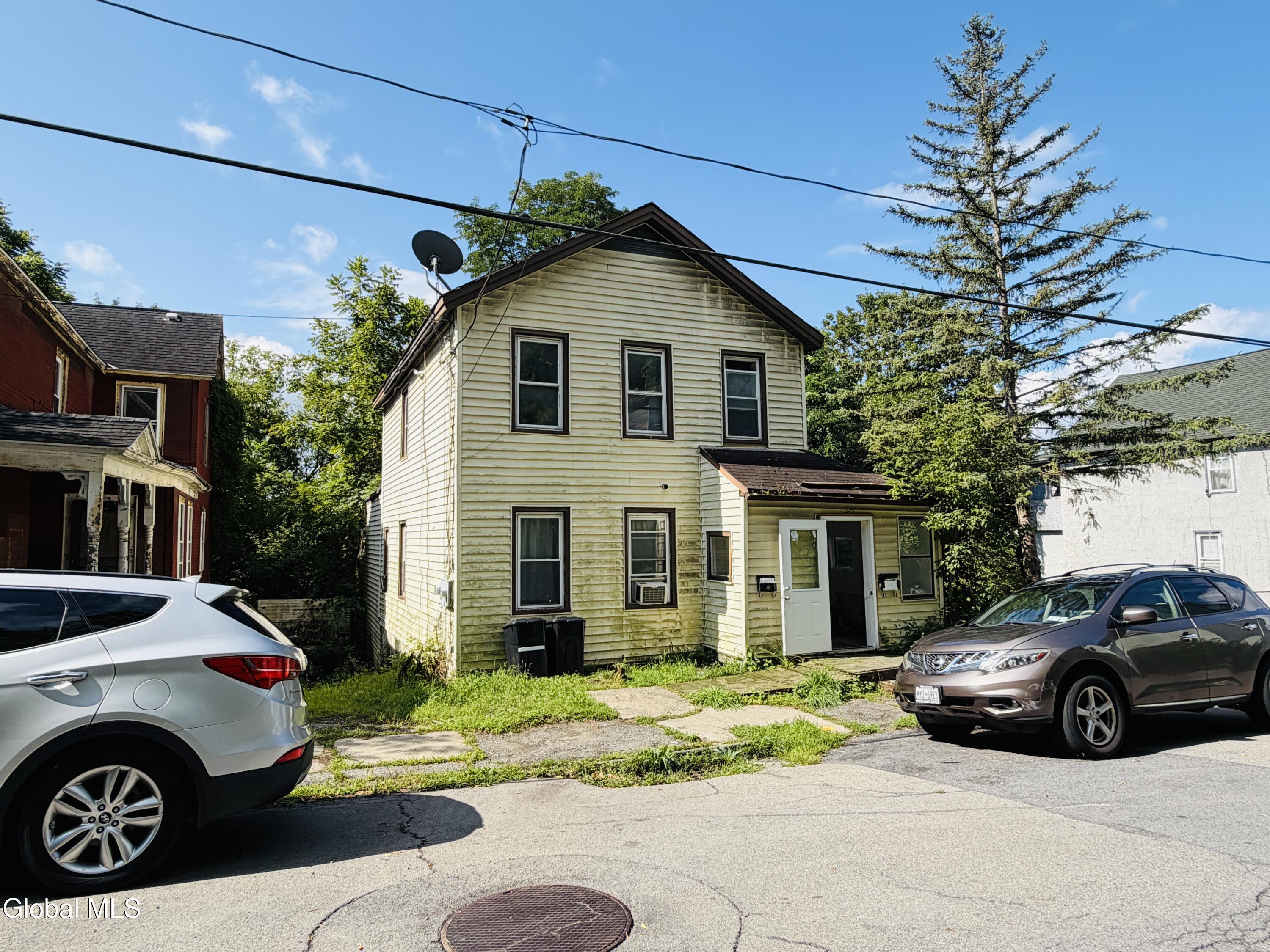 97 Grove Street Amsterdam NY 12010