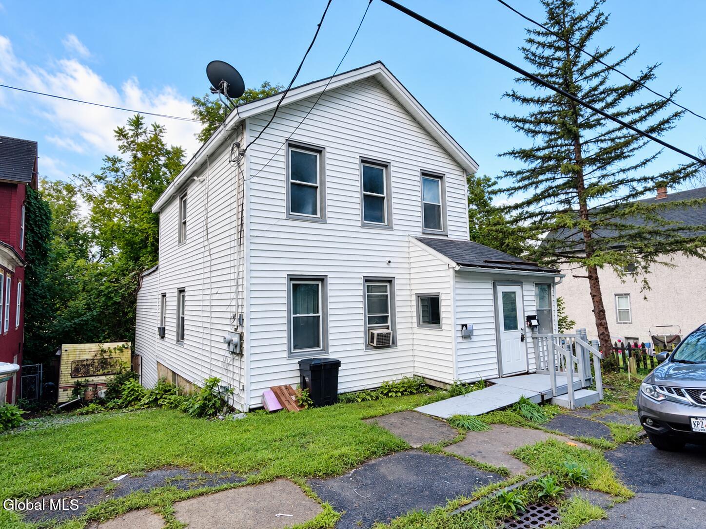 97 Grove Street Amsterdam NY 12010