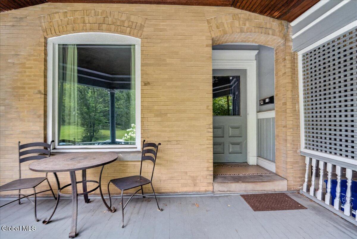 69 S Lake Avenue Albany NY 12203