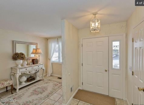 103-105 East Avenue Saratoga Springs NY 12866