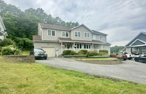 103-105 East Avenue Saratoga Springs NY 12866