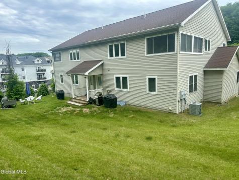 103-105 East Avenue Saratoga Springs NY 12866