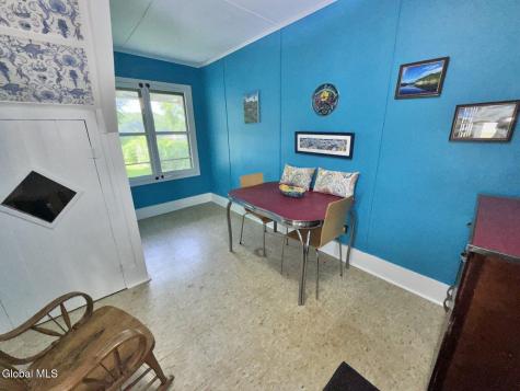 17 Mohawk Avenue Waterford NY 12188