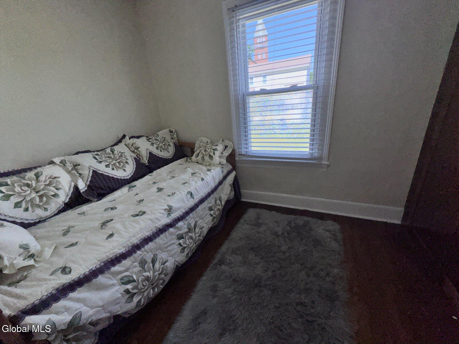17 Mohawk Avenue Waterford NY 12188