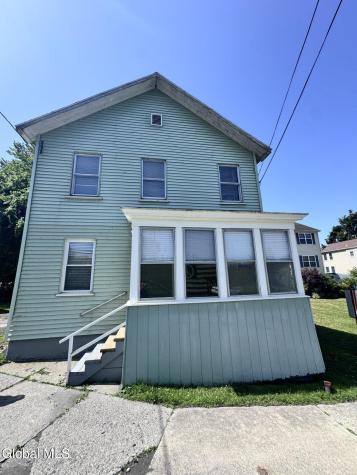 17 Mohawk Avenue Waterford NY 12188