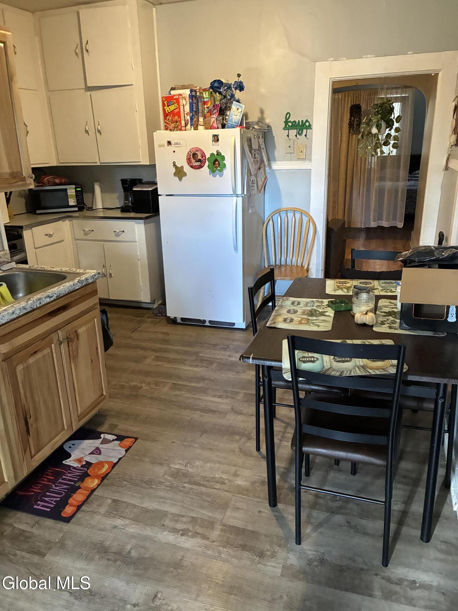 215 9th Street Troy NY 12180