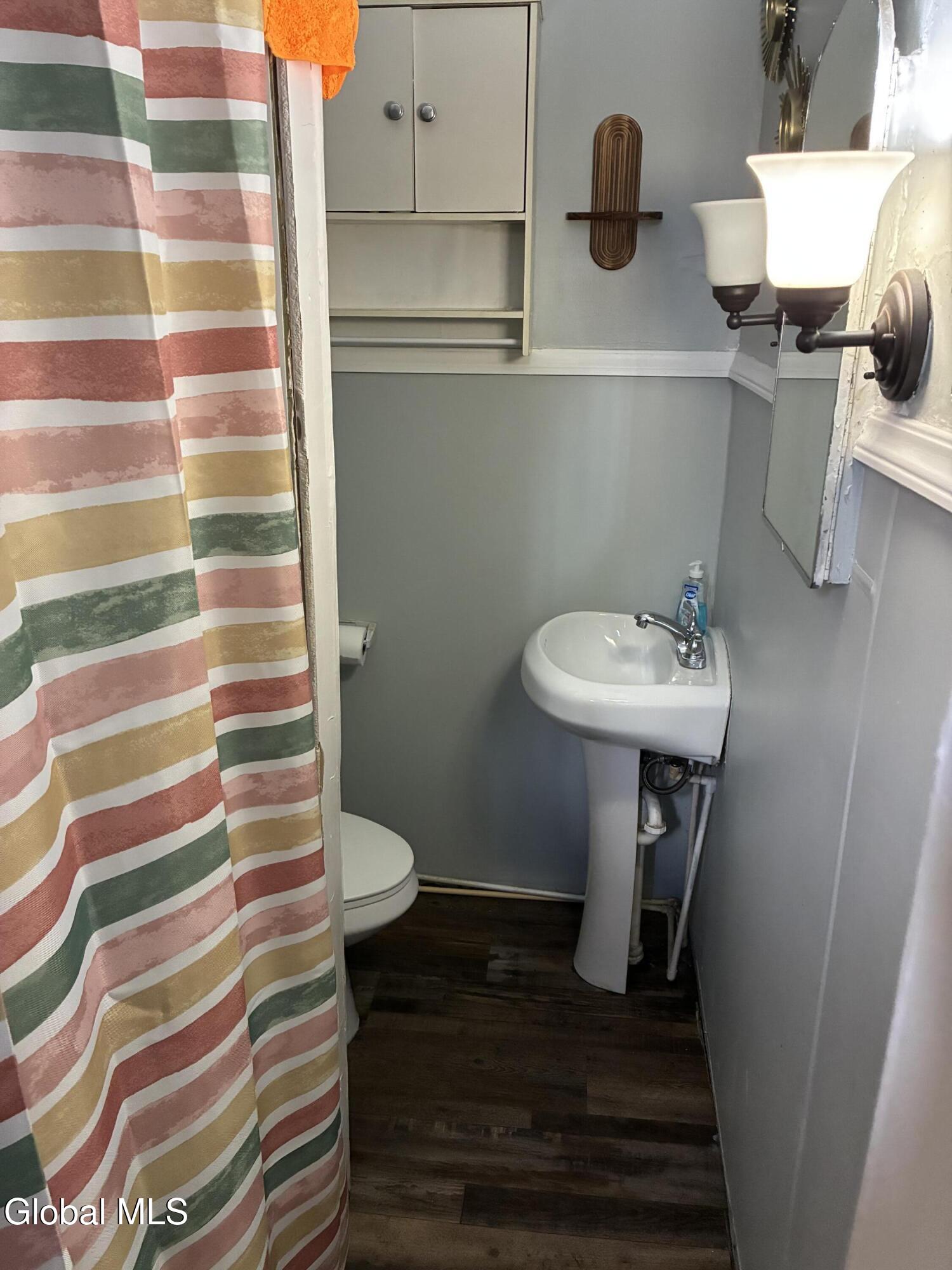 215 9th Street Troy NY 12180