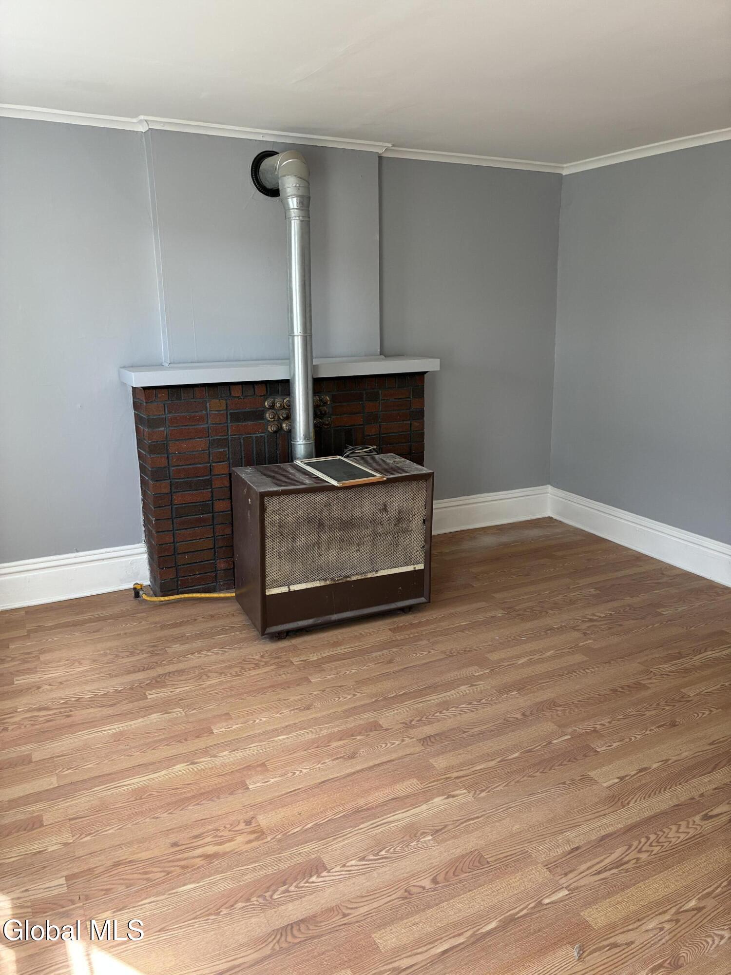 215 9th Street Troy NY 12180