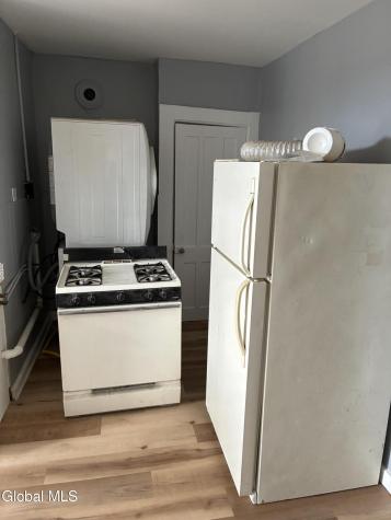 215 9th Street Troy NY 12180