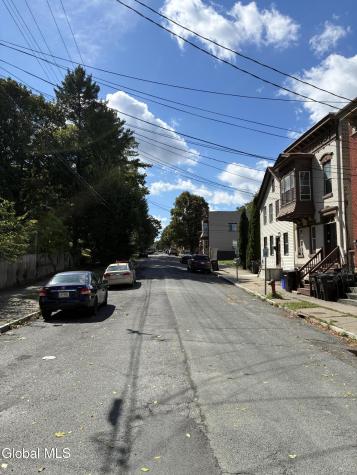 215 9th Street Troy NY 12180