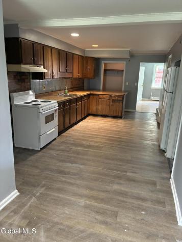 215 9th Street Troy NY 12180