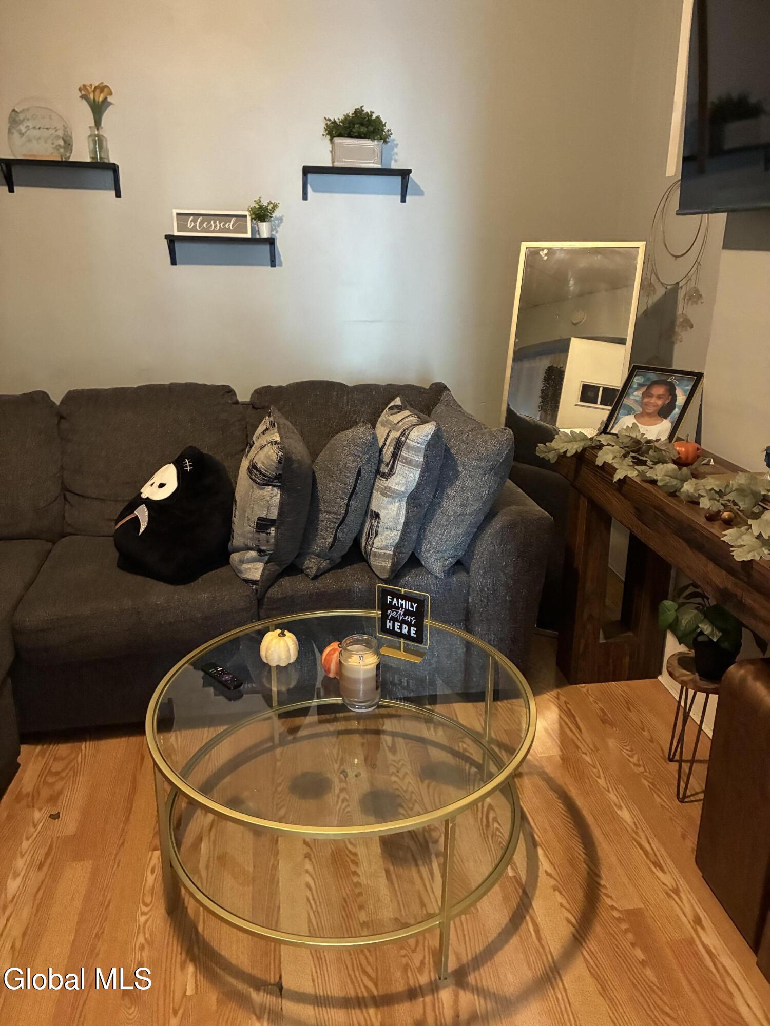 215 9th Street Troy NY 12180