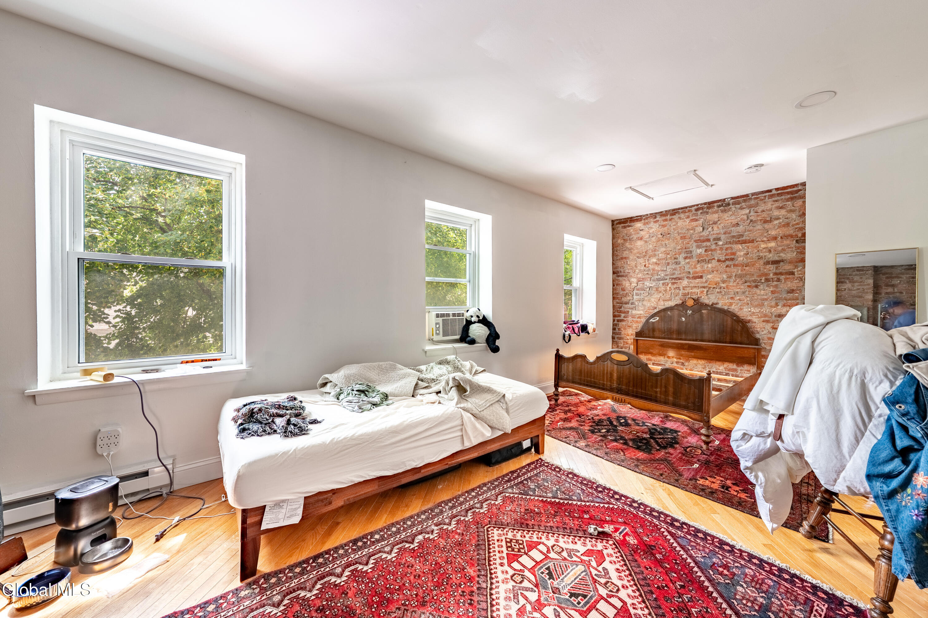 177 Lancaster Street Albany NY 12210