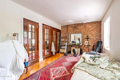 177 Lancaster Street Albany NY 12210