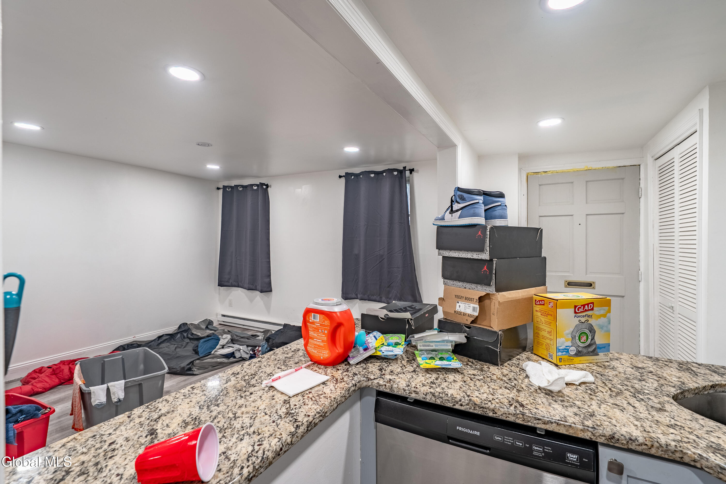 177 Lancaster Street Albany NY 12210